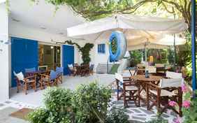 Eine kleine Villa mit Platz für 11 Familien